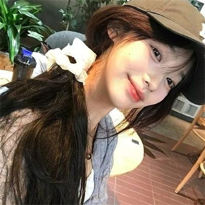 天才：黑色石榴石